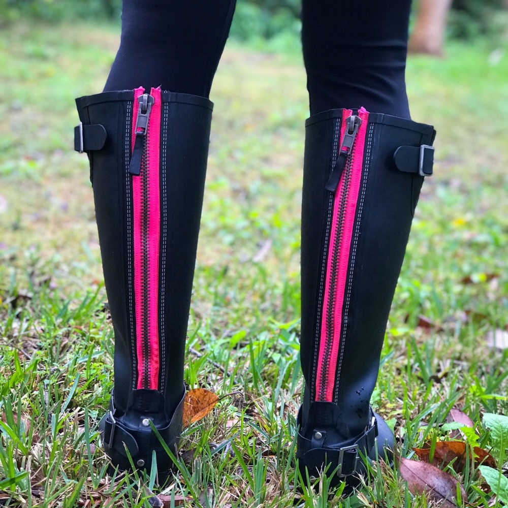 Steve Madden Tsunamii Contrast Zip Rain Boots